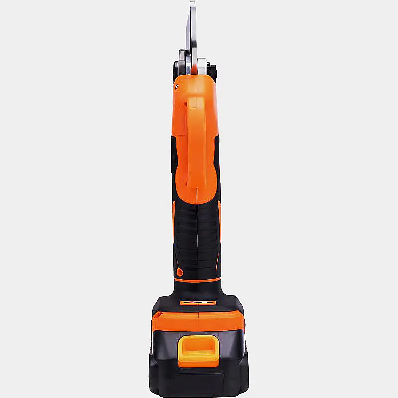 sekator-akumulatorowy-2x21v-2ah-kd5090 (3).webp