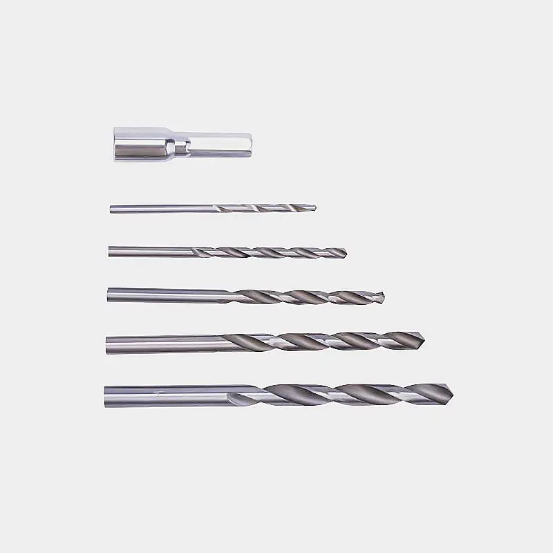 zestaw-wiertarko-wkretarka-21v-2ah-akcesoria-kd3353 (4).webp