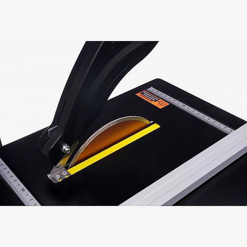 pilarka-do-plytek-na-mokrosucho-1700w-kd1371 (5).webp